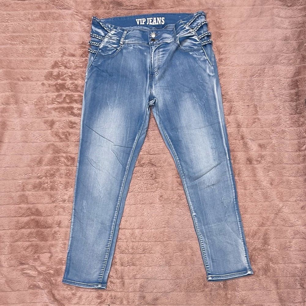 VIP blue jeans | 18